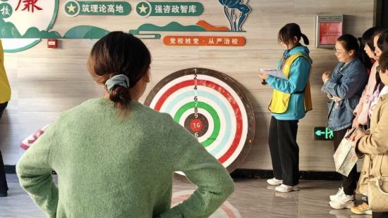 党建廉政知识竞赛项目现场。 党建廉政知识竞赛项目现场。