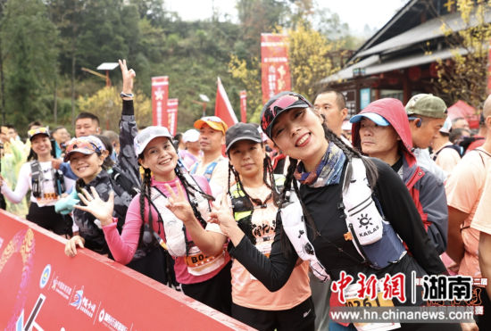 热情洋溢的选手们。 热情洋溢的选手们。