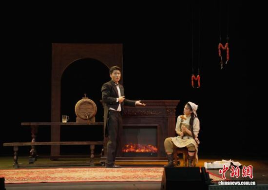 »°¾ç¡¶´À»õ¡¤Çó»é¡·¾çÕÕ¡£ºþÄÏÊ¡ÑÝÒÕ¼¯ÍÅ ¹©Í¼ »°¾ç¡¶´À»õ¡¤Çó»é¡·¾çÕÕ¡£ºþÄÏÊ¡ÑÝÒÕ¼¯ÍÅ ¹©Í¼