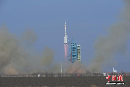 汪江波 摄 汪江波 摄