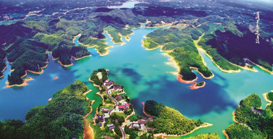 花岩溪国家森林公园山水美如画。 花岩溪国家森林公园山水美如画。