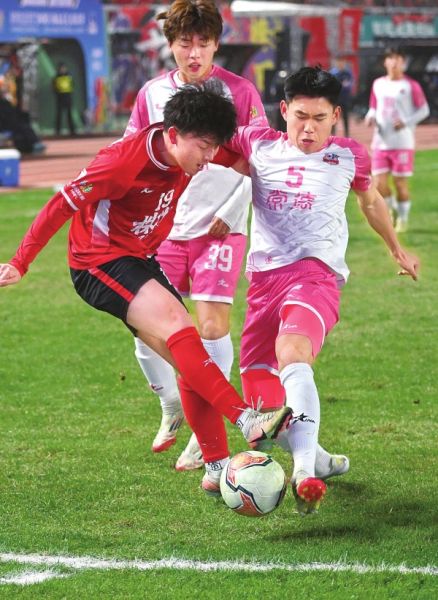 12��21�������������������ģ����¶������޶���Ա�ڱ����м���ƴ���������ձ�ȫý����� ������ ��