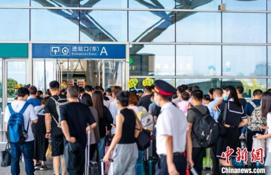 国庆黄金周长沙南站预计发送旅客132万人次