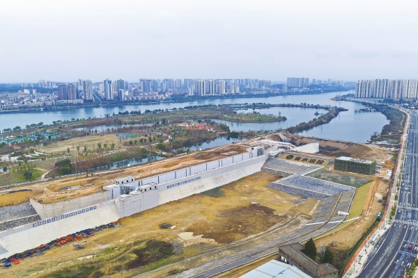 ���洬բԤ��5��ͨ��