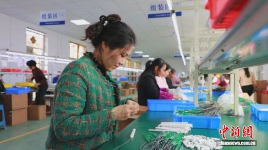 ����������װ�豸�����ι� ��