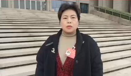 �ӷɣ�δ�����������ռ伫��