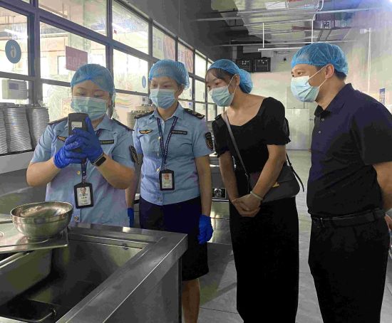 湖南蓝山筑牢校园食品安全防线