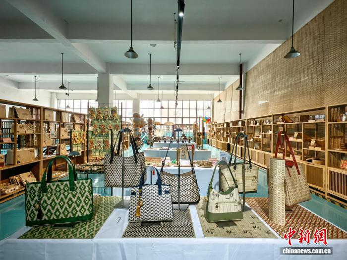 �����֮�硱�����ҽ������ӡ��桱���»���