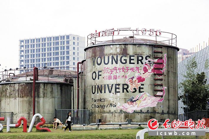 �͹��������չ